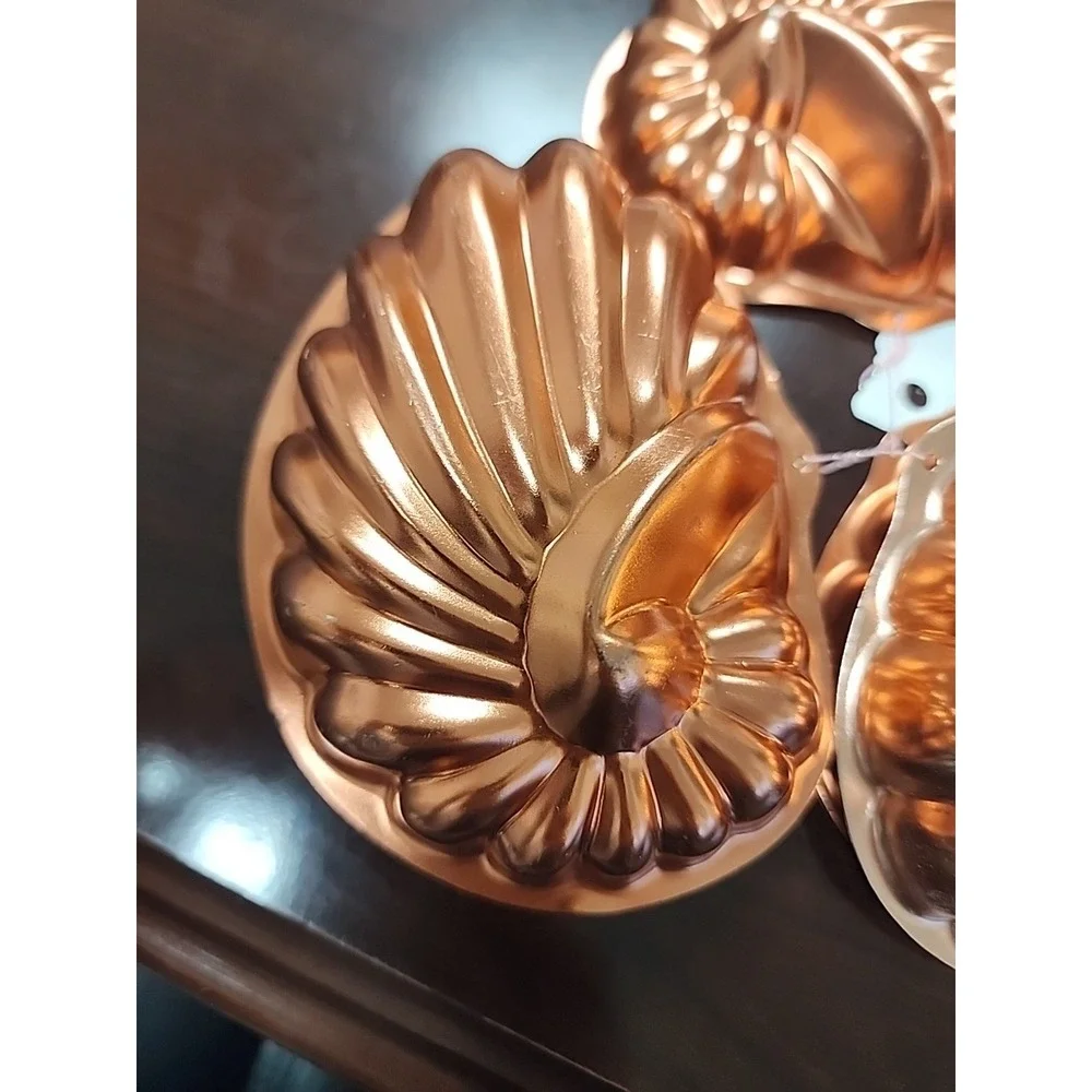 Lot of 7 VTG Mini Aluminum Metal‎ Jello Mold Bundt Pan Tin Copper Tone Shells
